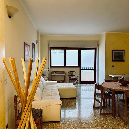 Sea View Apartment Gallipoli Exterior foto